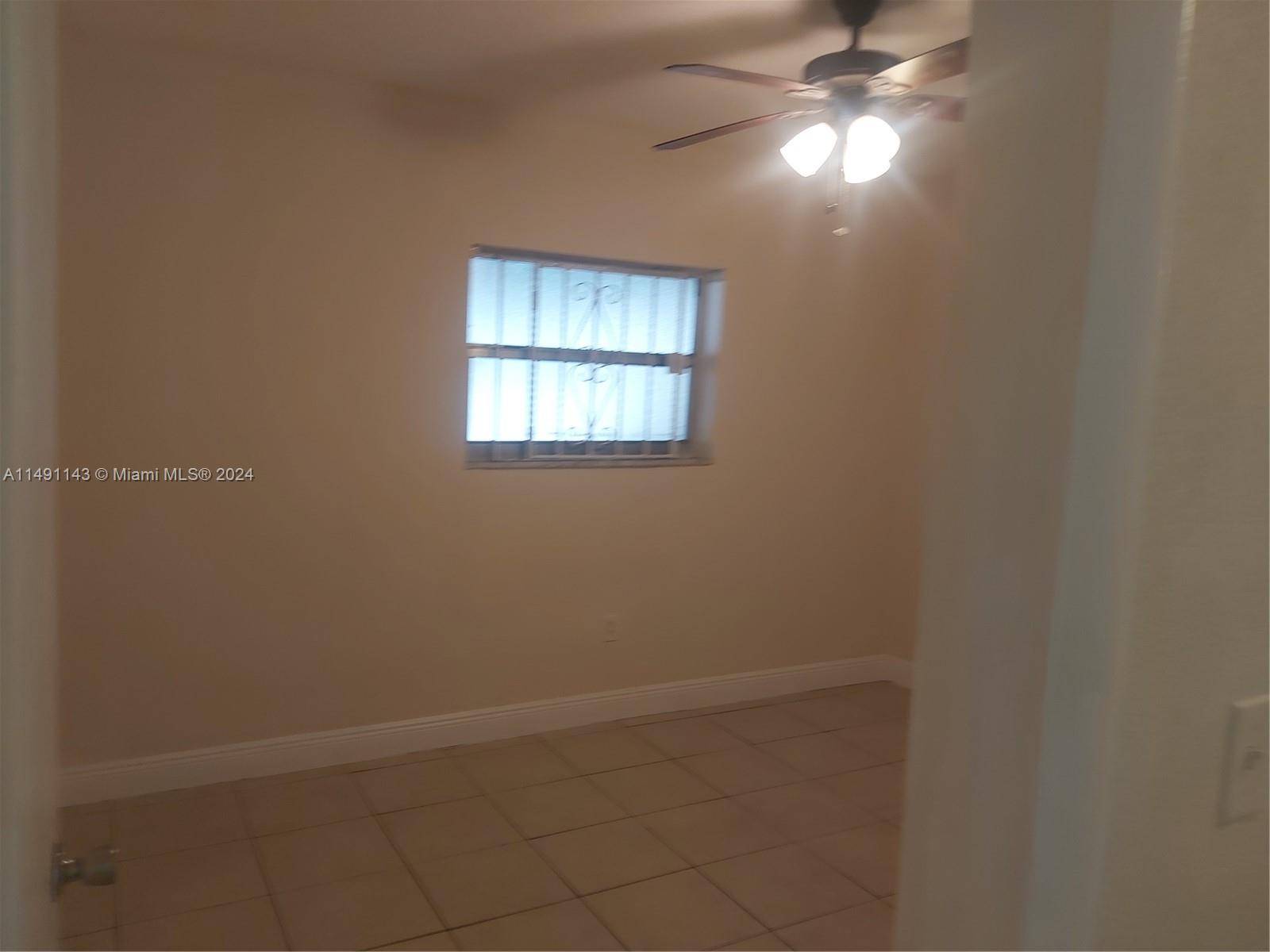 North Miami Beach, FL 33162,1735 NE 164th St #B-100