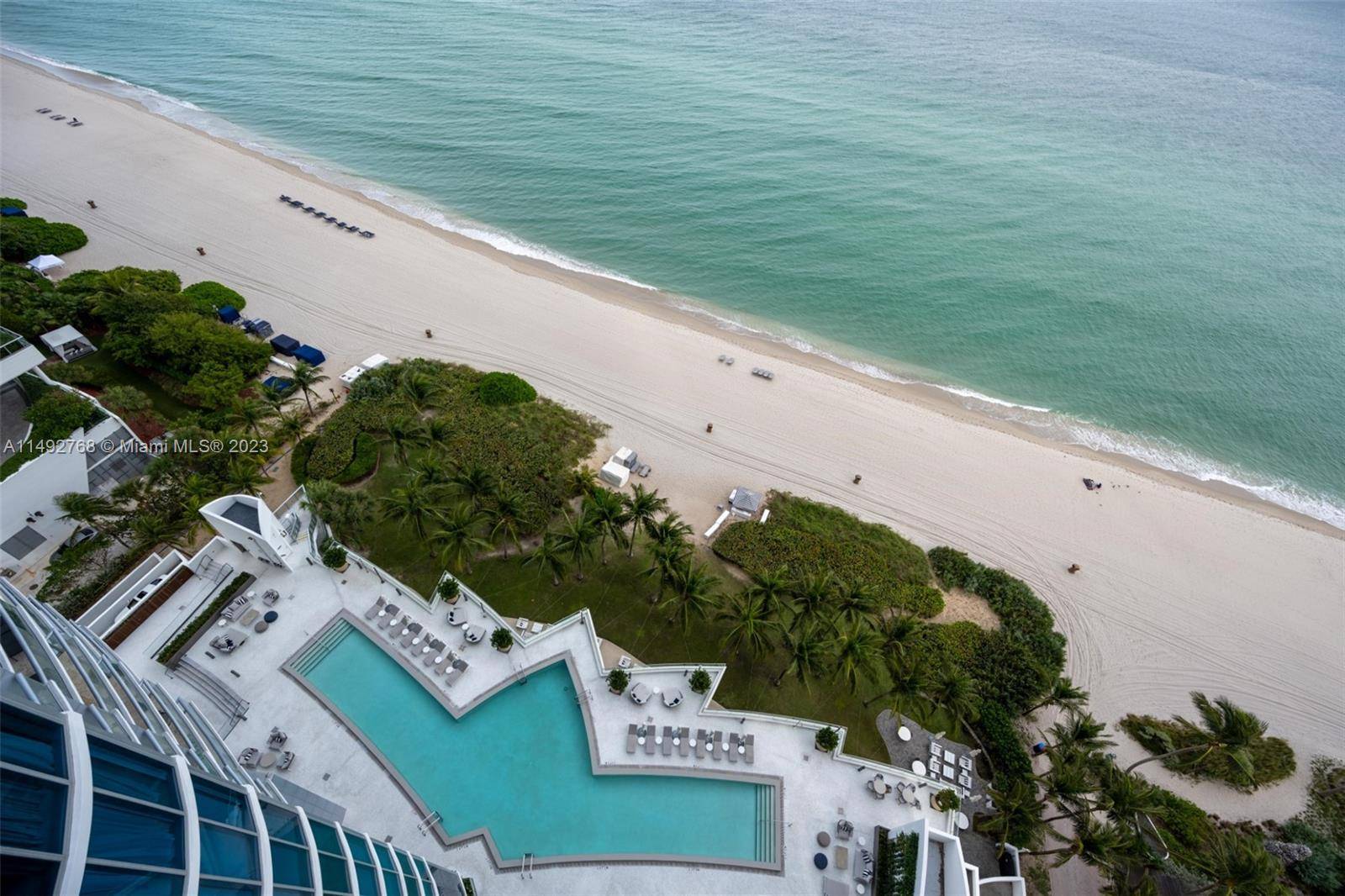 Sunny Isles Beach, FL 33160,17001 Collins Ave #2004