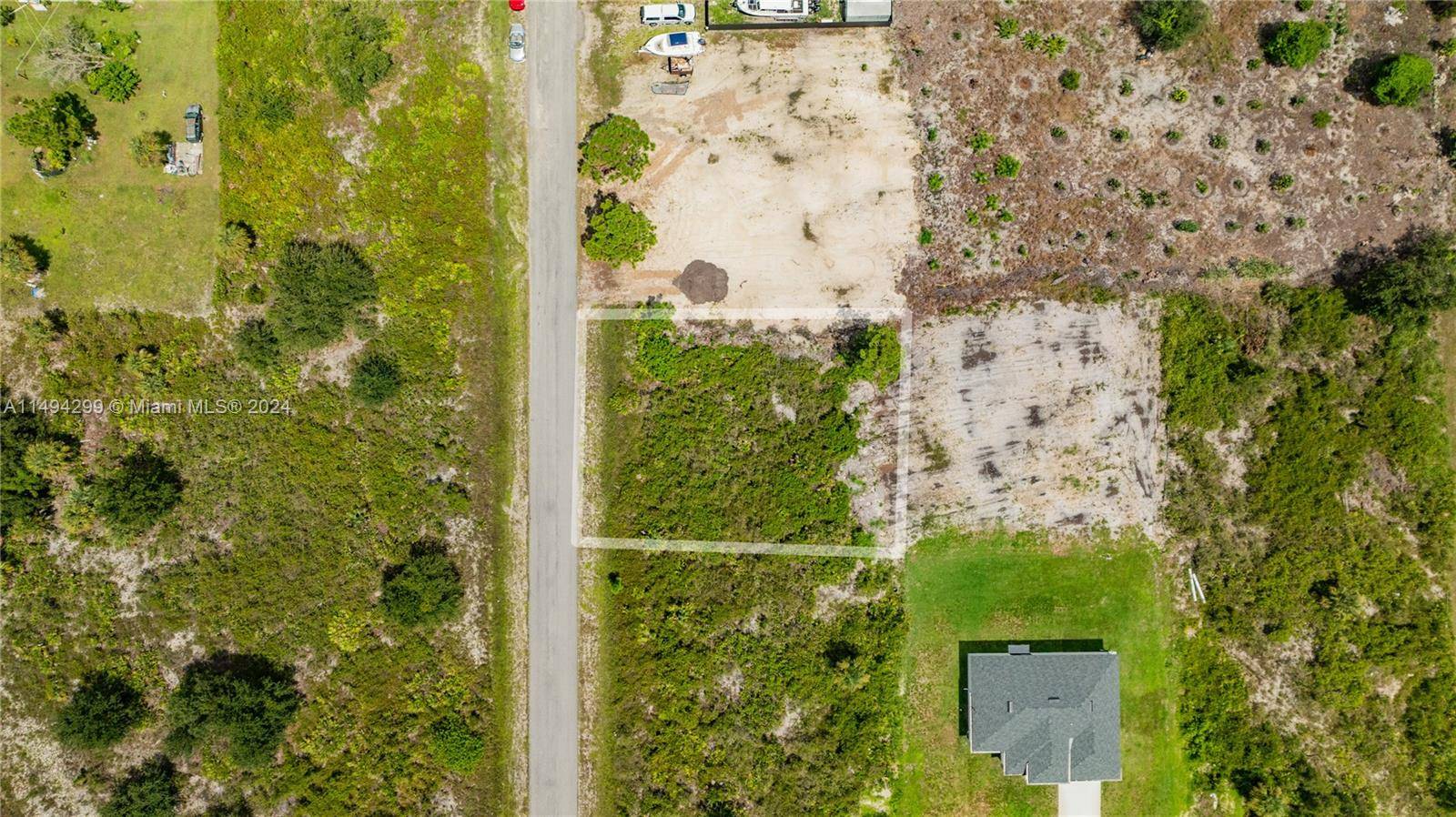 Lehigh Acres, FL 33972,1002 E 9th