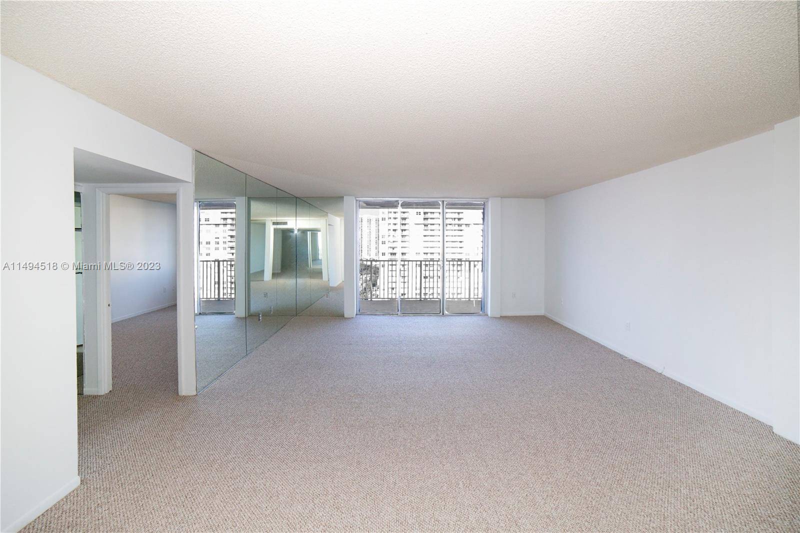 Aventura, FL 33160,2801 NE 183rd St #1702W