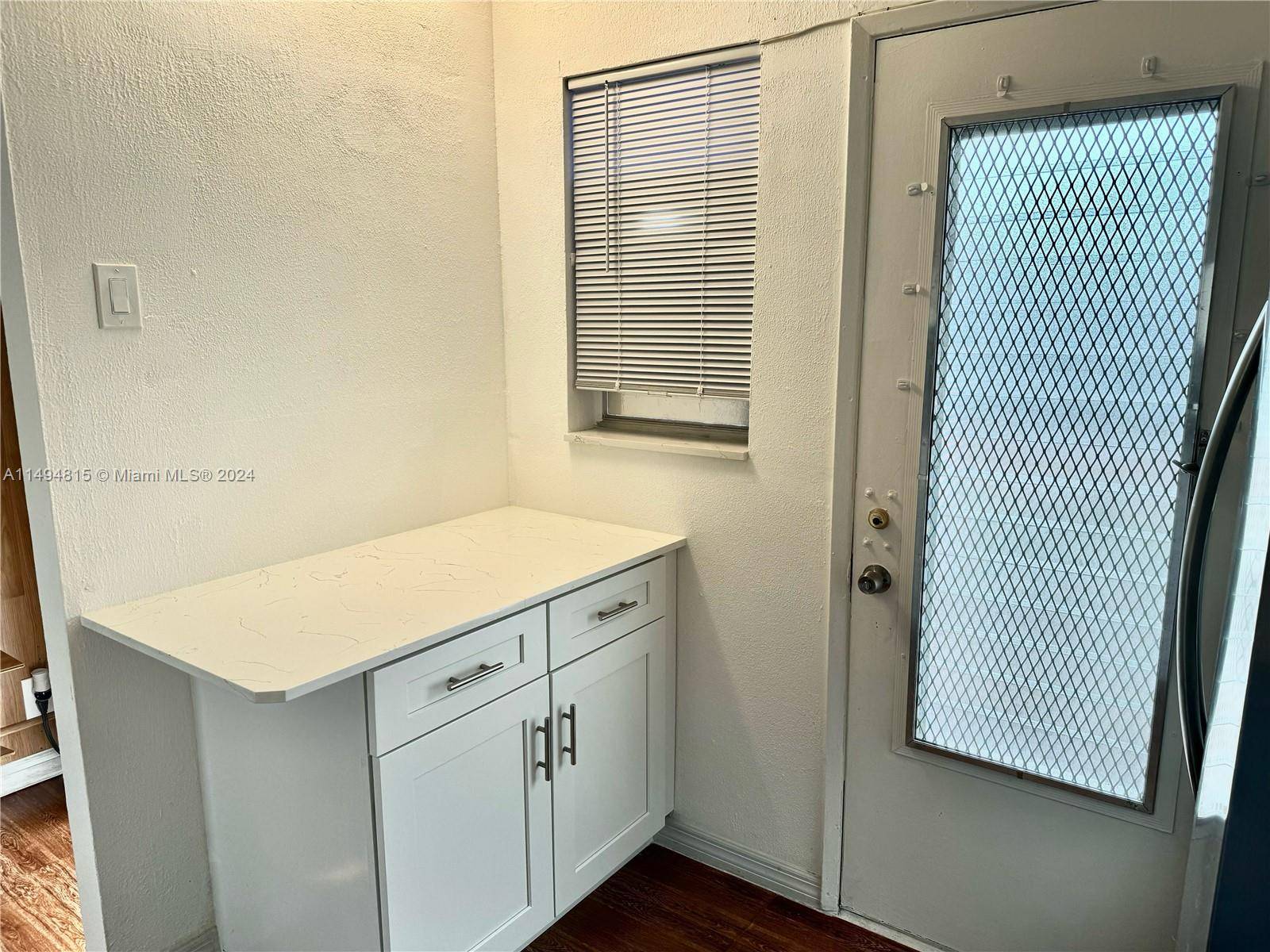 Hallandale Beach, FL 33009,901 NE 14th Ave #306