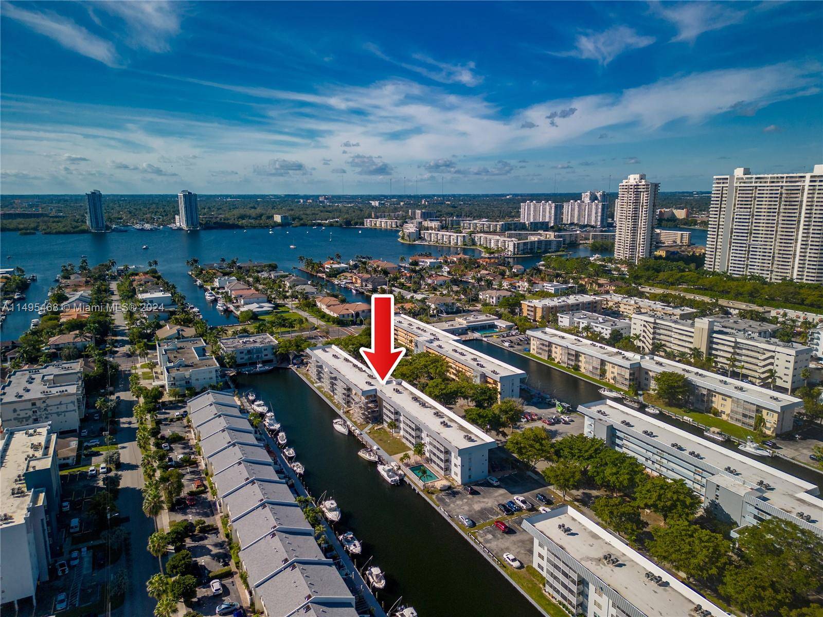 North Miami Beach, FL 33160,3550 NE 169th St #106