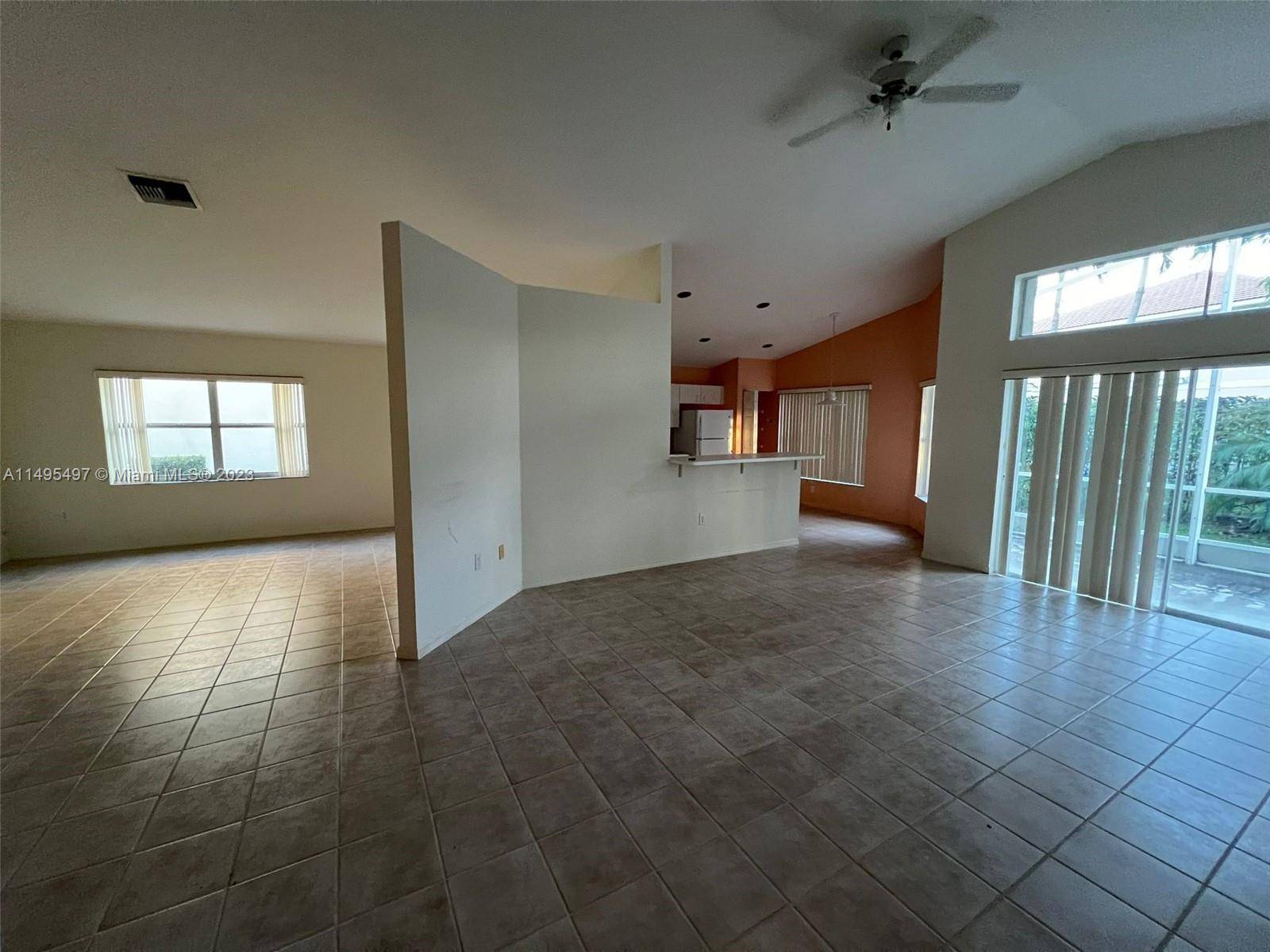 Weston, FL 33331,16406 Sapphire Pl