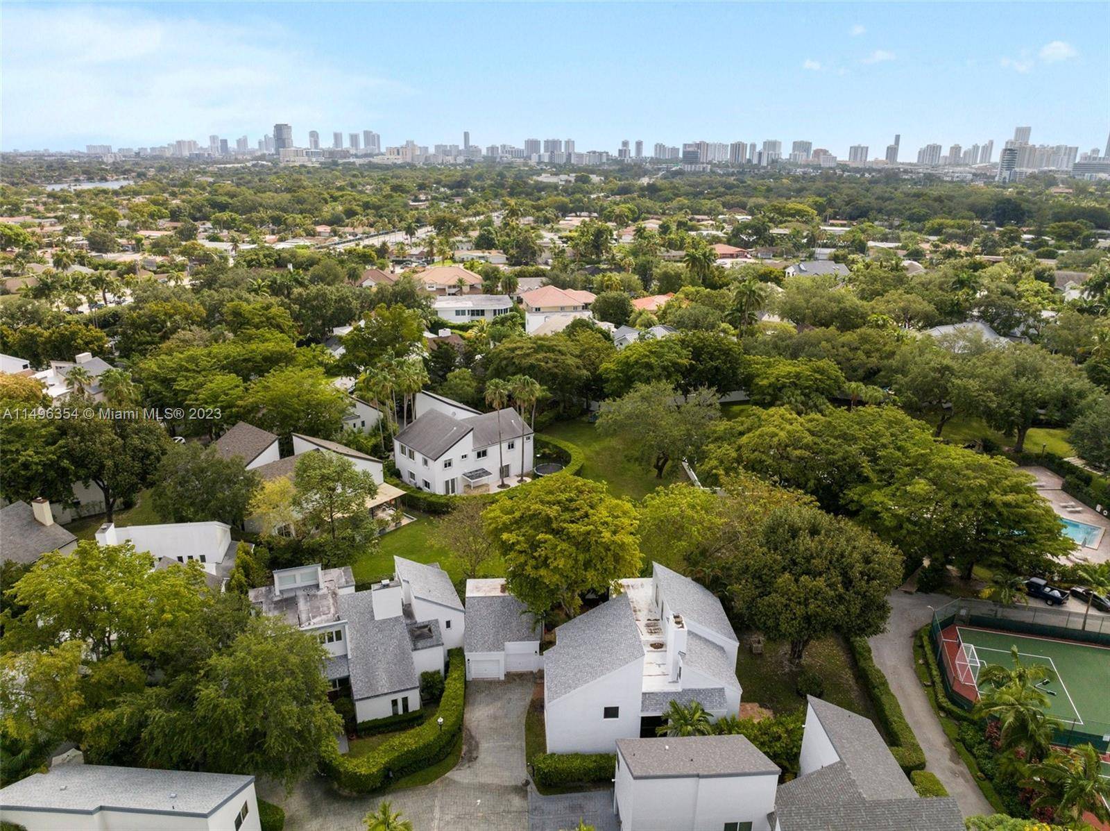 Miami, FL 33179,20215 W Oak Haven Cir