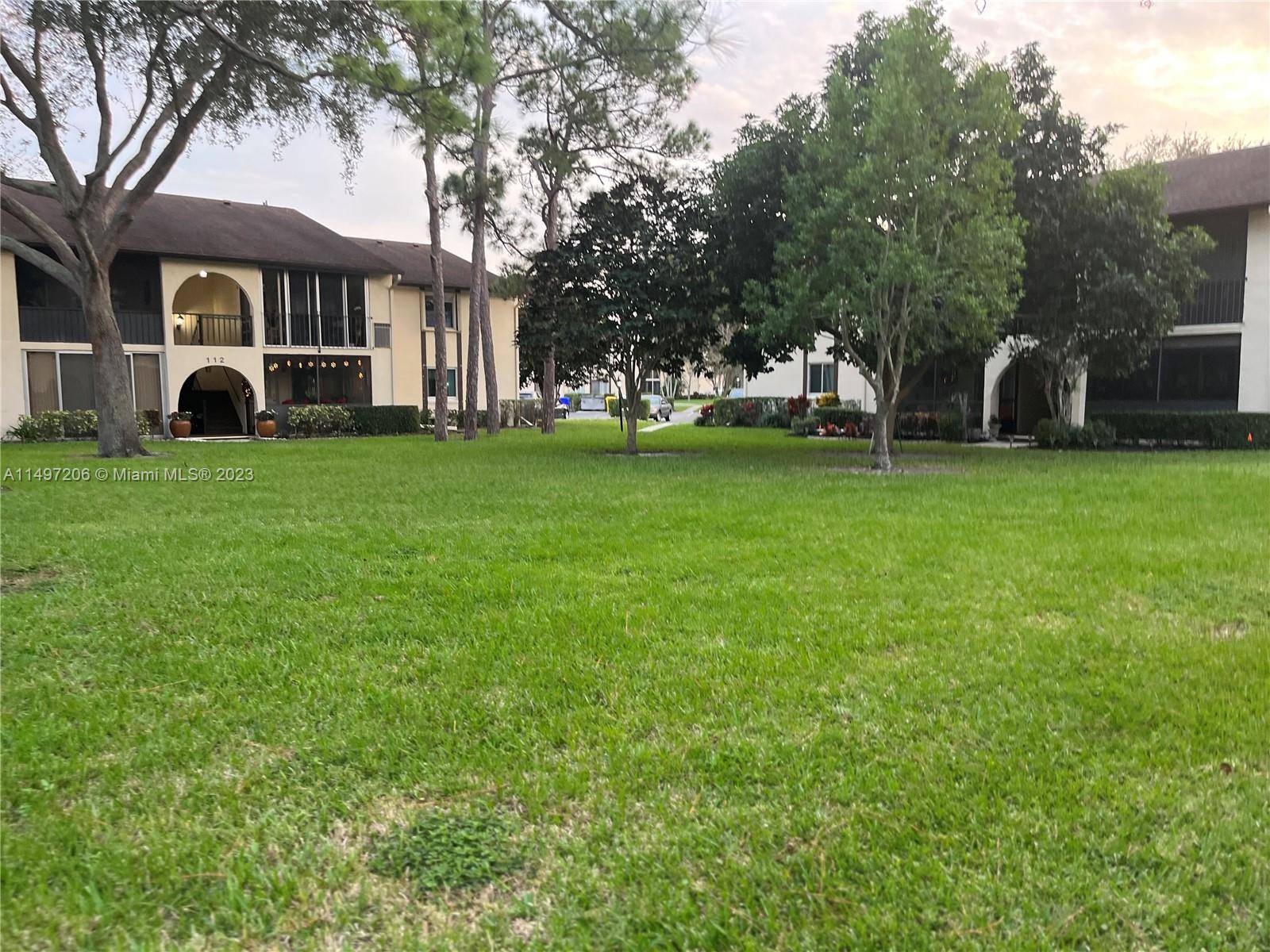 Green Acres, FL 33463,114 Lake Pine Cir #B-2