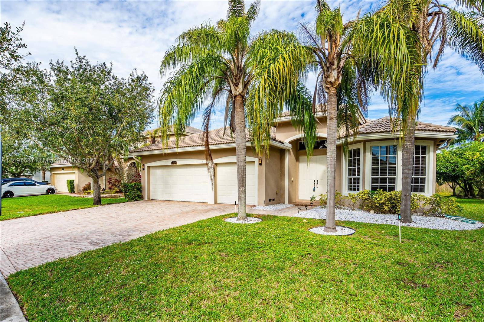 Miramar, FL 33027,14909 SW 54th St