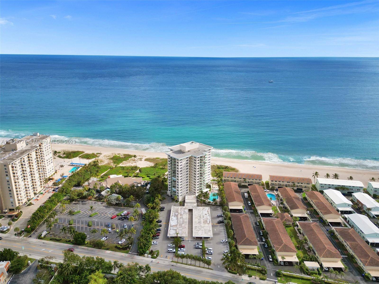 Lauderdale By The Sea, FL 33308,6000 N Ocean Blvd #5G