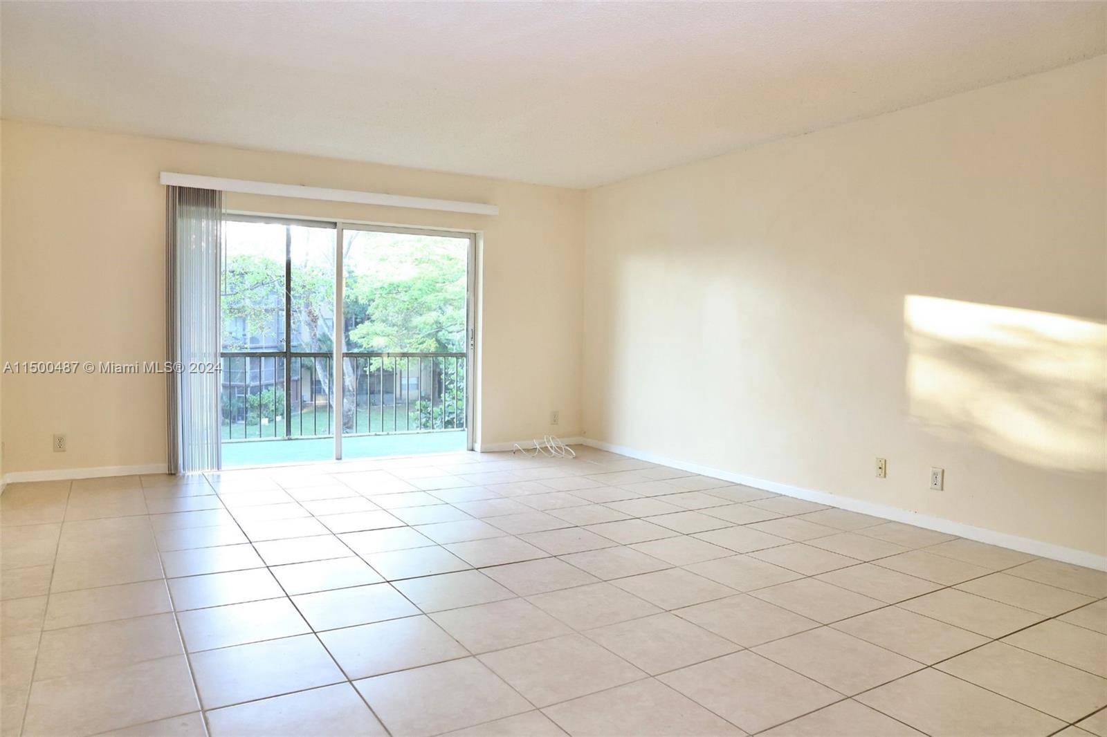 Lauderhill, FL 33319,6001 N Falls Cir Dr #309