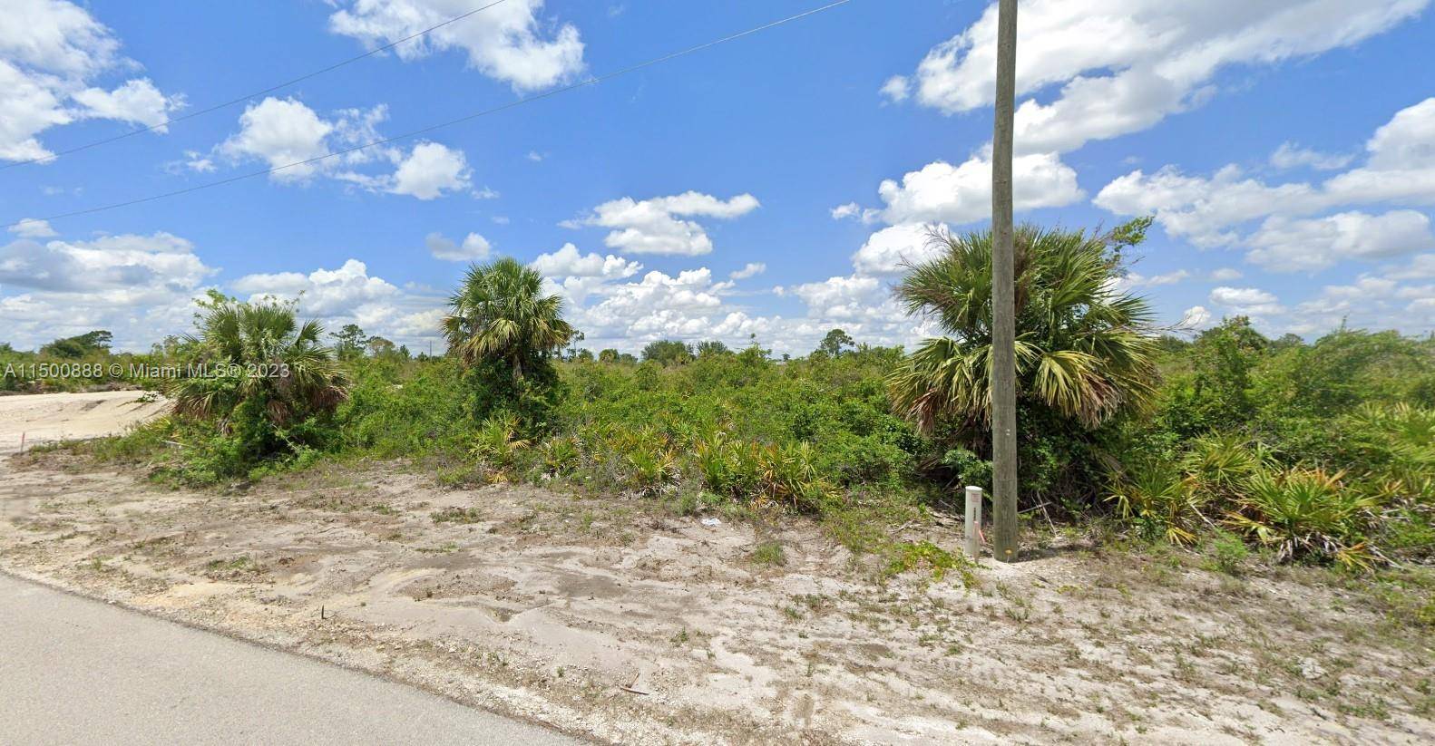 Lehigh Acres, FL 33971,3004 72nd Street