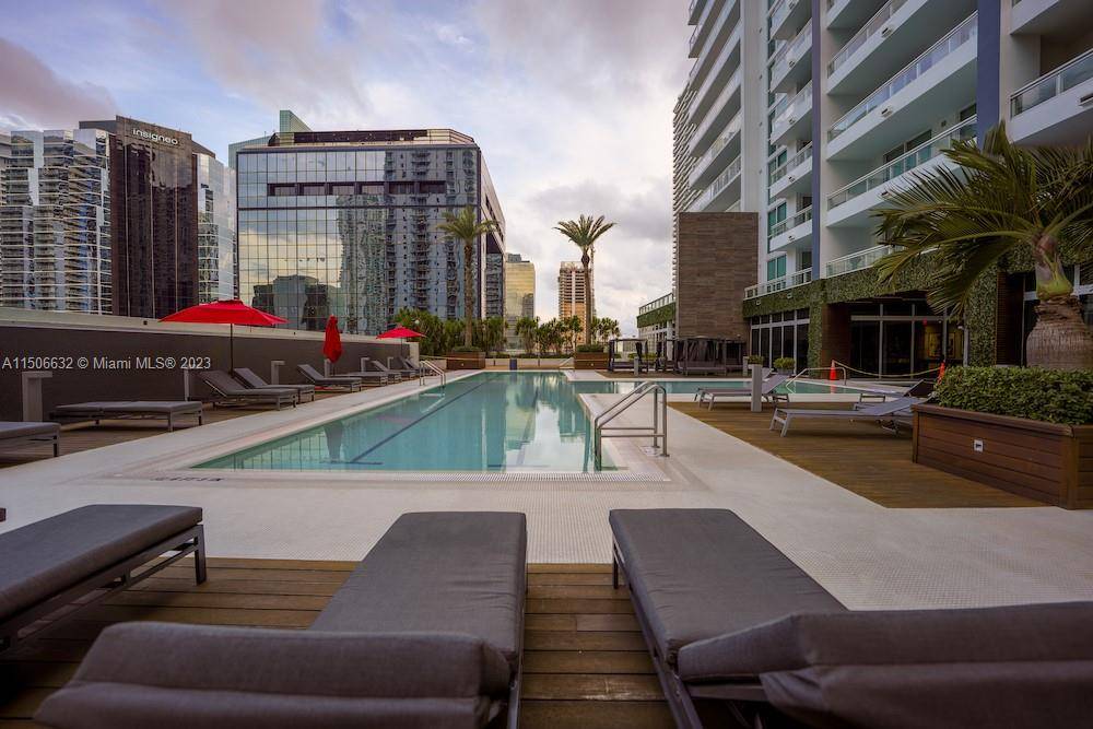 Miami, FL 33131,1080 Brickell Ave #1403