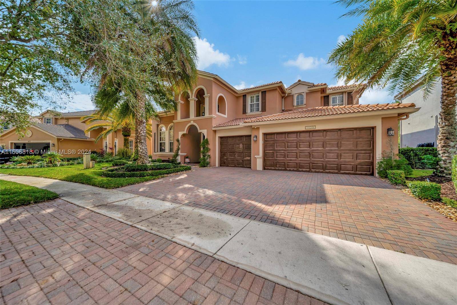 Weston, FL 33332,19208 S Hibiscus St