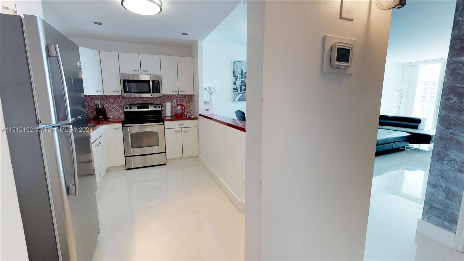 Sunny Isles Beach, FL 33160,19370 Collins Ave #1017