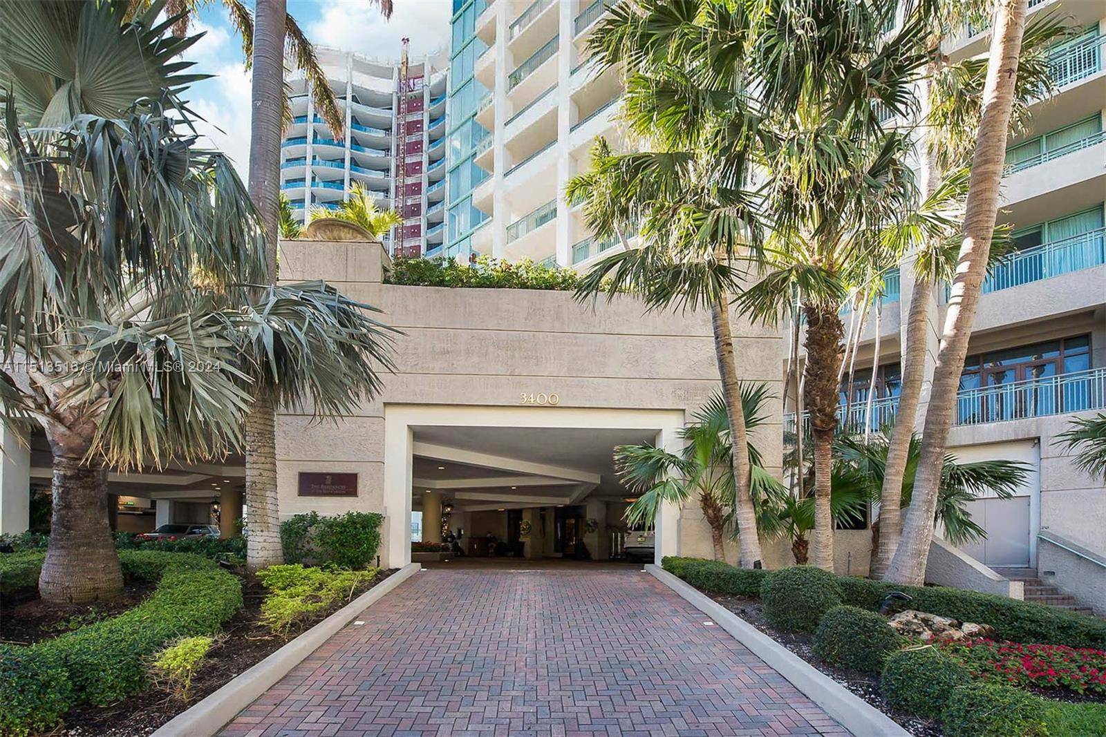 Coconut Grove, FL 33133,3400 SW 27 Avenue #306