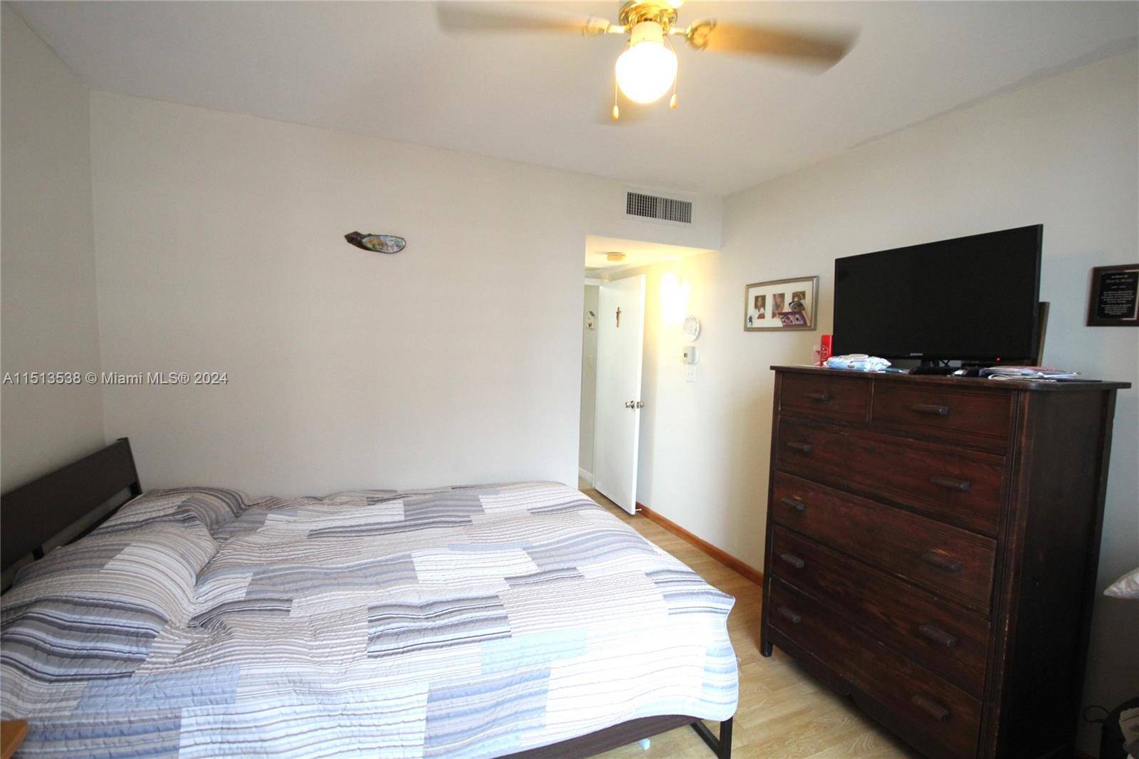 Miami Beach, FL 33140,5161 Collins Ave #603