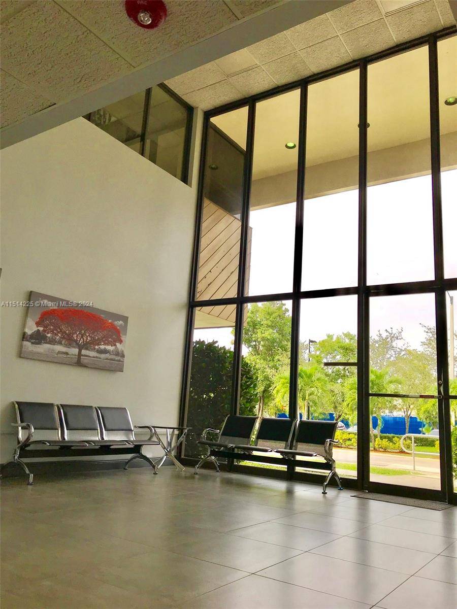 Palmetto Bay, FL 33157,9299 SW 152nd St #200