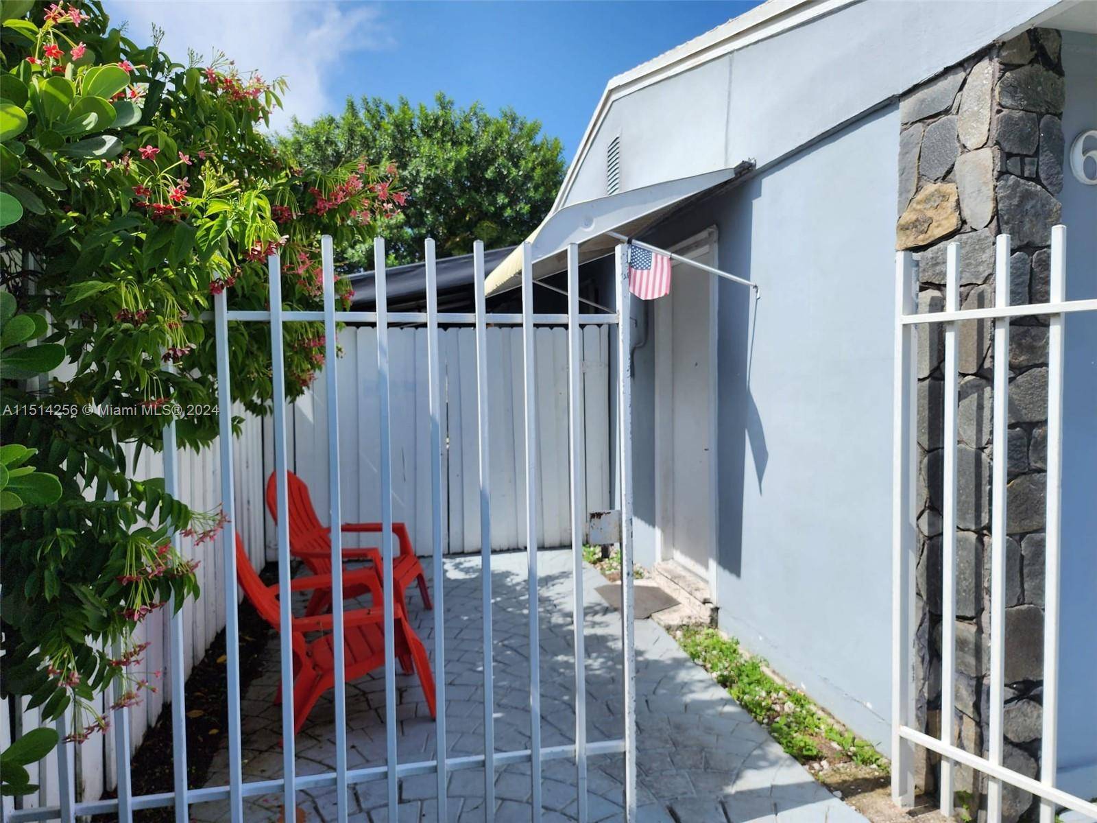 Miami, FL 33144,6847 SW 13th St