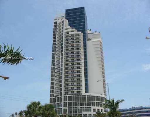 Sunny Isles Beach, FL 33160,18001 Collins Ave #2706