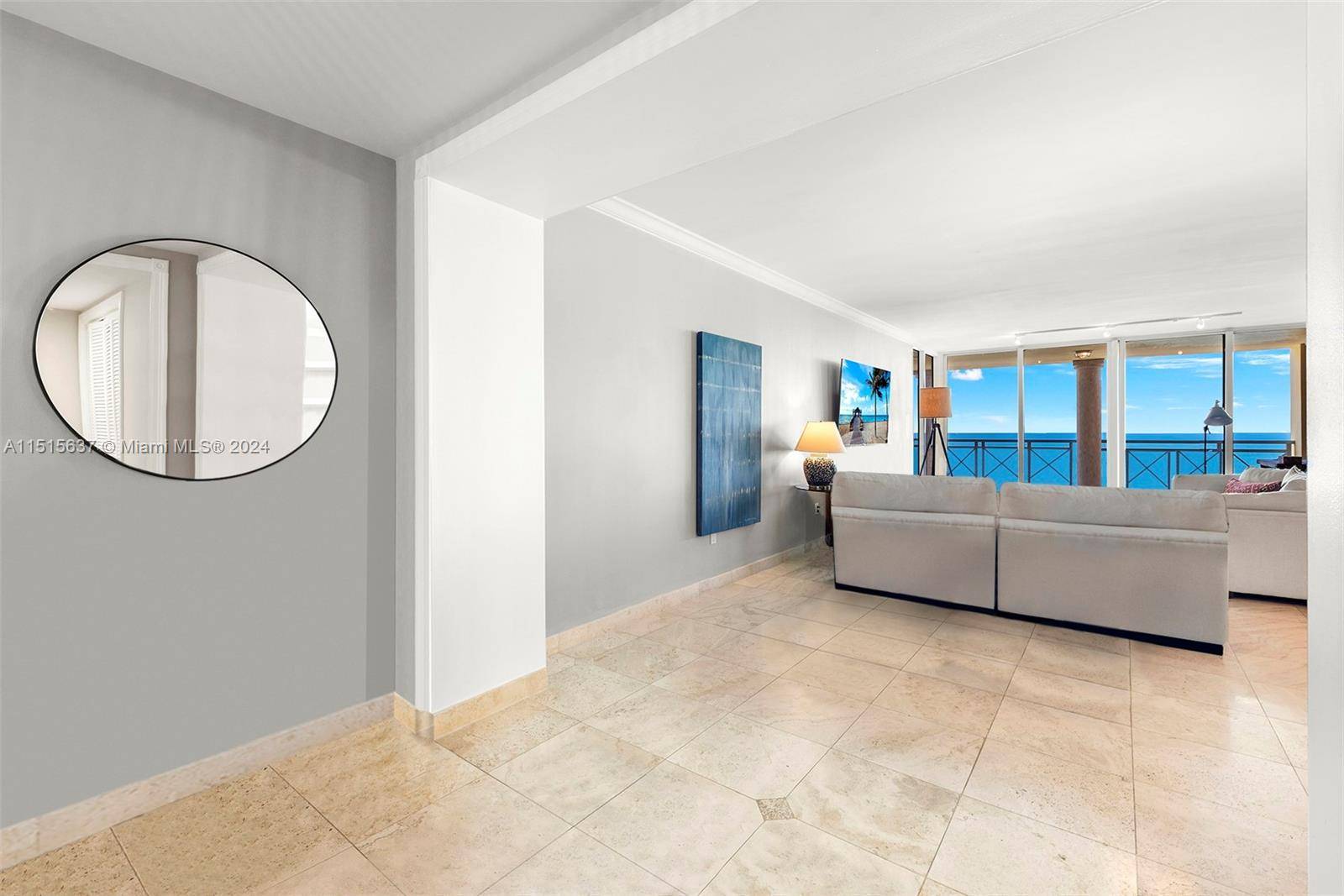 Key Biscayne, FL 33149,445 Grand Bay Dr #908
