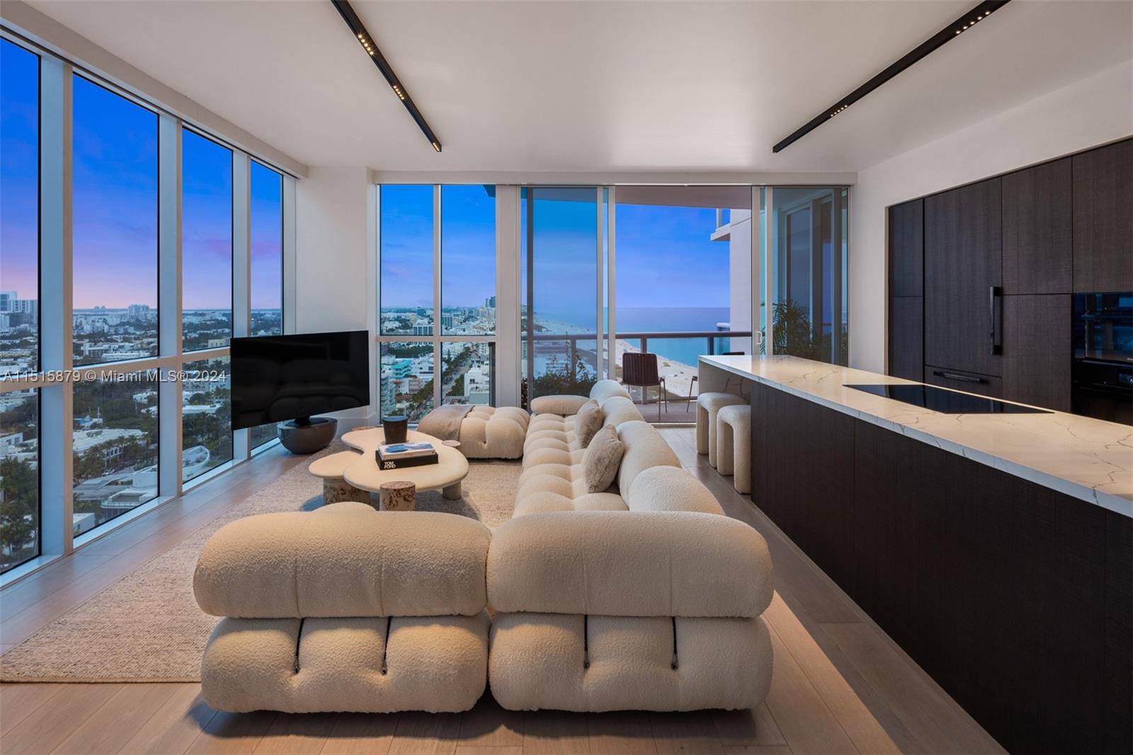 Miami Beach, FL 33139,50 S Pointe Dr #2305