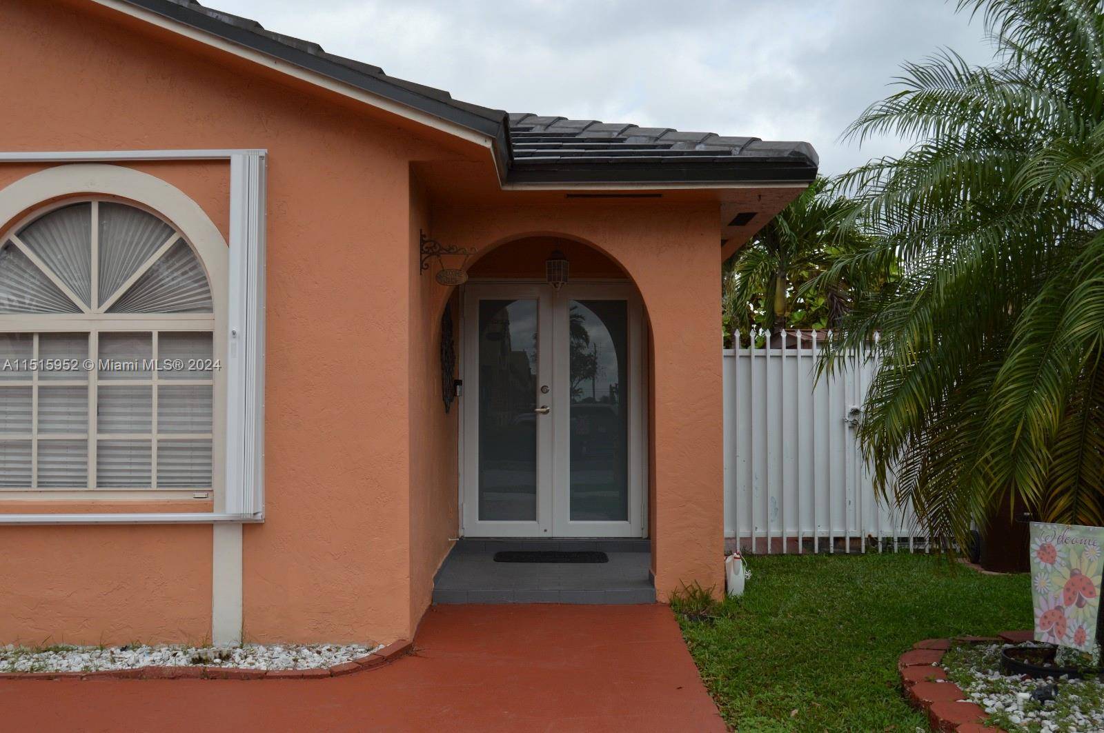Hialeah, FL 33018,3207 W 70th St