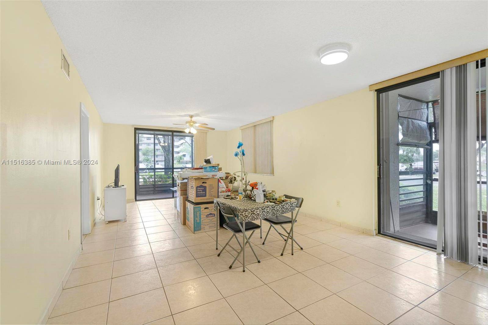 Pembroke Pines, FL 33026,1001 Colony Point Cir #114