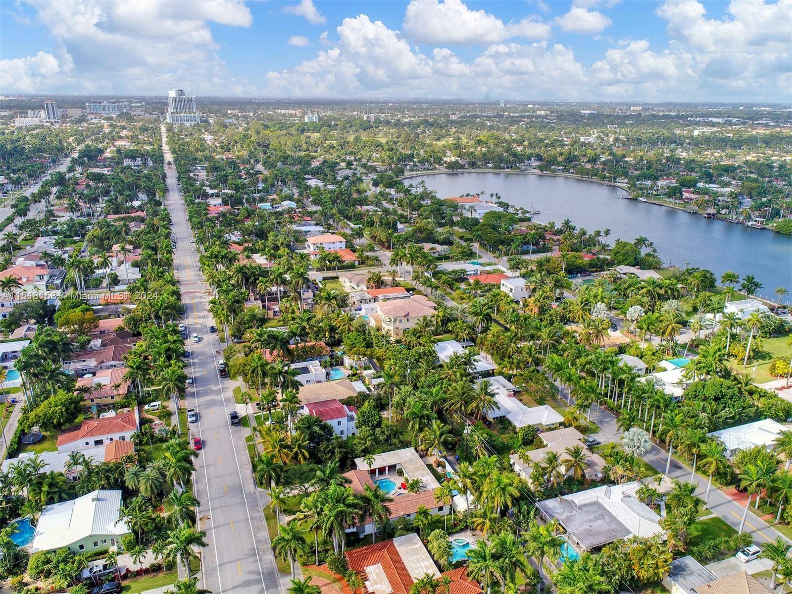 Hollywood, FL 33019,1017 Tyler St