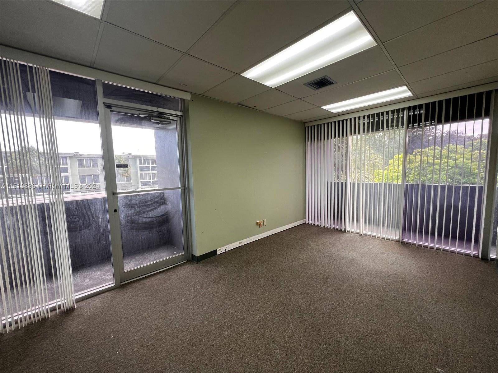 Plantation, FL 33313,5975 W Sunrise Blvd #208B