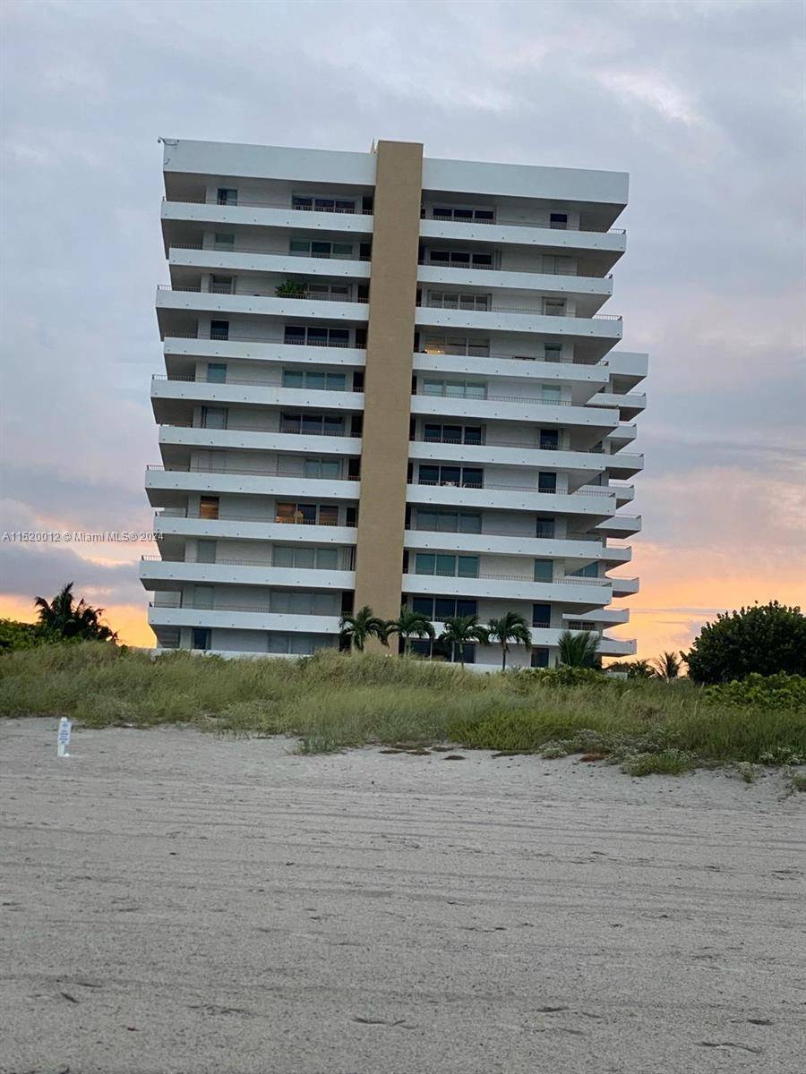 Key Biscayne, FL 33149,177 Ocean Lane Dr #1103