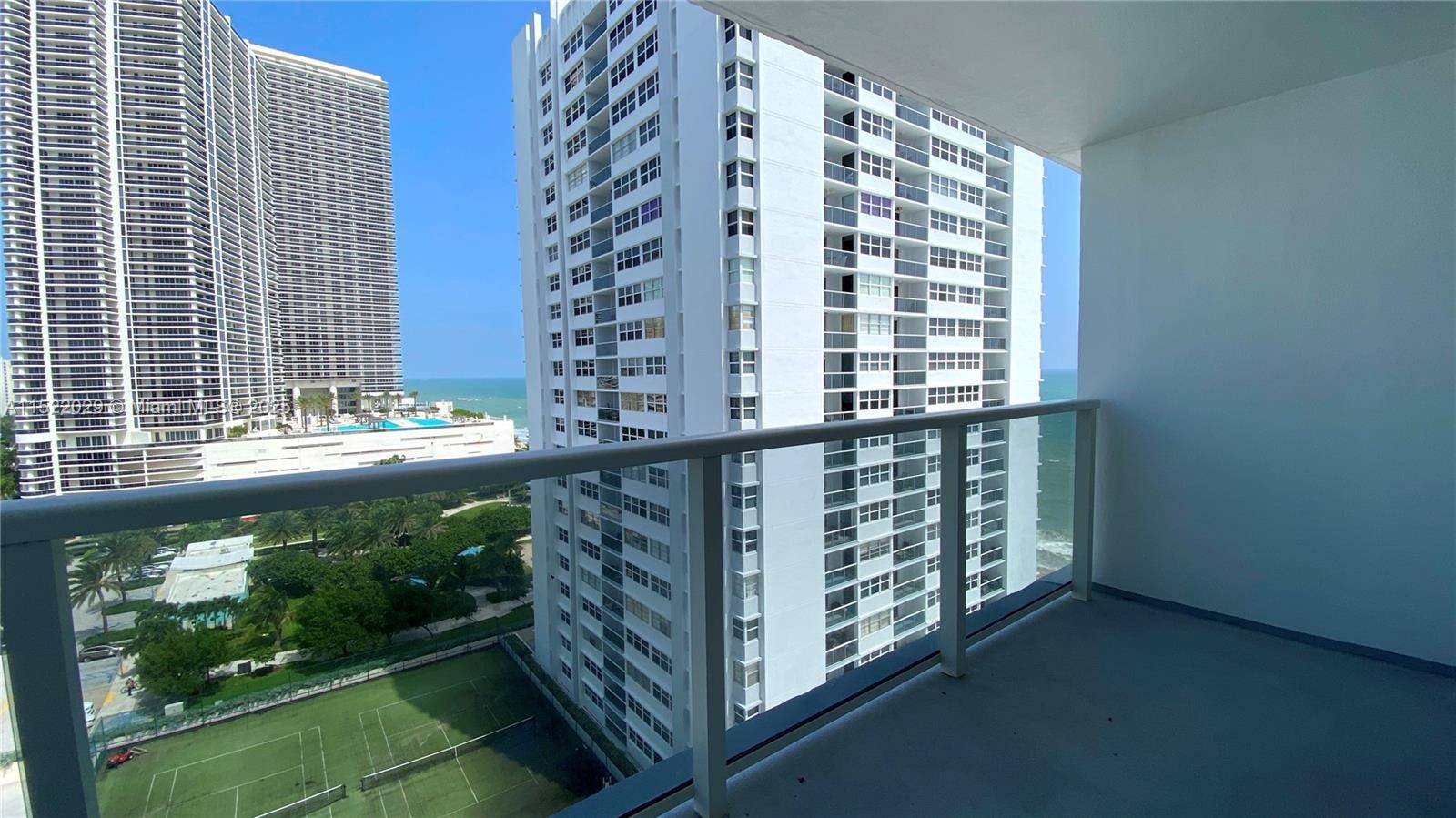 Hallandale Beach, FL 33009,1904 S Ocean Dr #1401