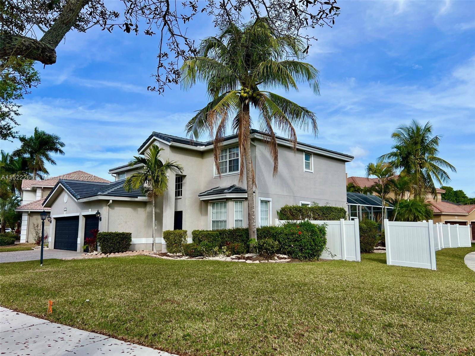 Pembroke Pines, FL 33331,16275 N Mariposa Cir N