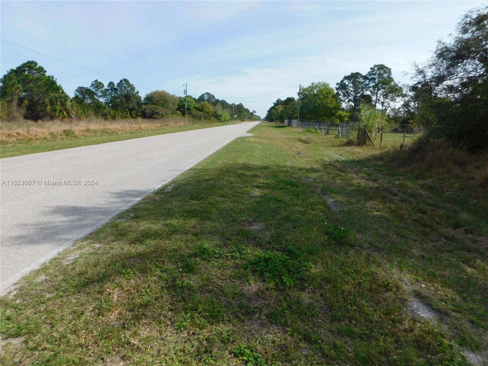 Clewiston, FL 33440,448 Horse Club Ave
