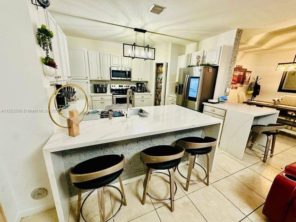 Doral, FL 33178,11583 NW 69th Ter