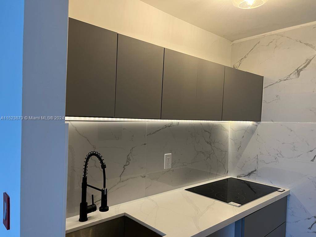 Miami Beach, FL 33139,920 Jefferson Ave #10