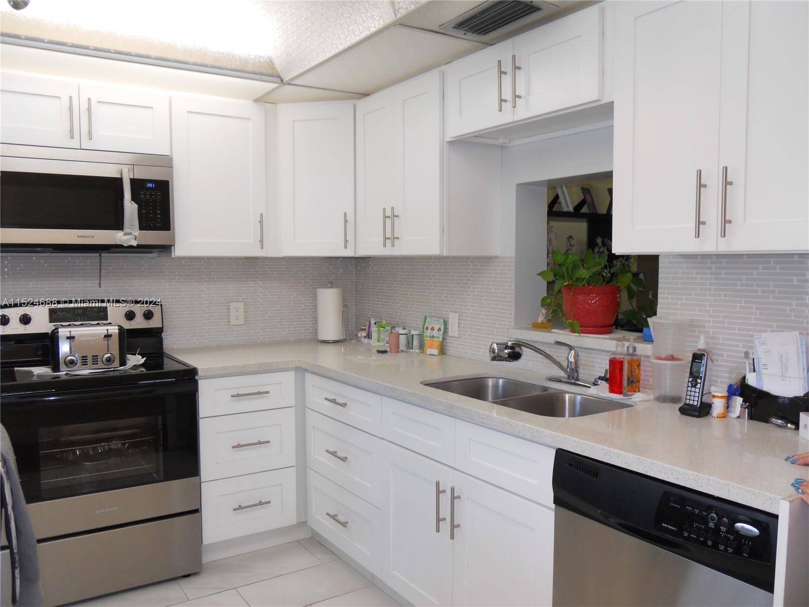 Coconut Creek, FL 33066,3003 Portofino Isle #B2