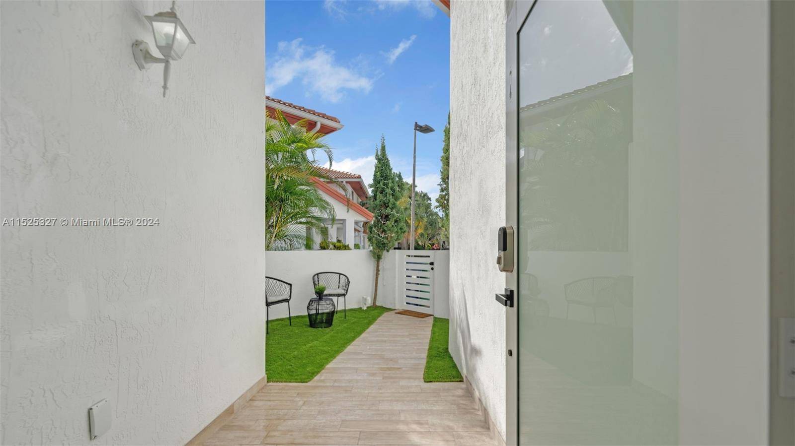 Miami, FL 33186,9659 SW 138th Ave #9659