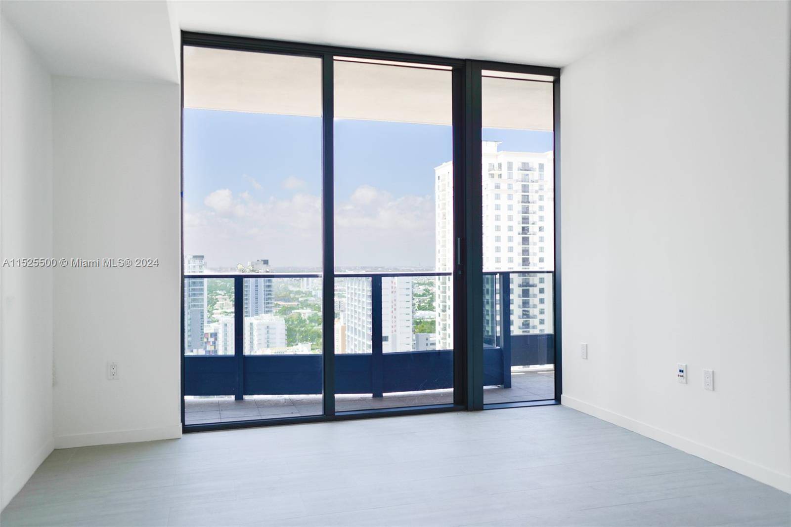 Miami, FL 33131,1000 Brickell Plaza #2808