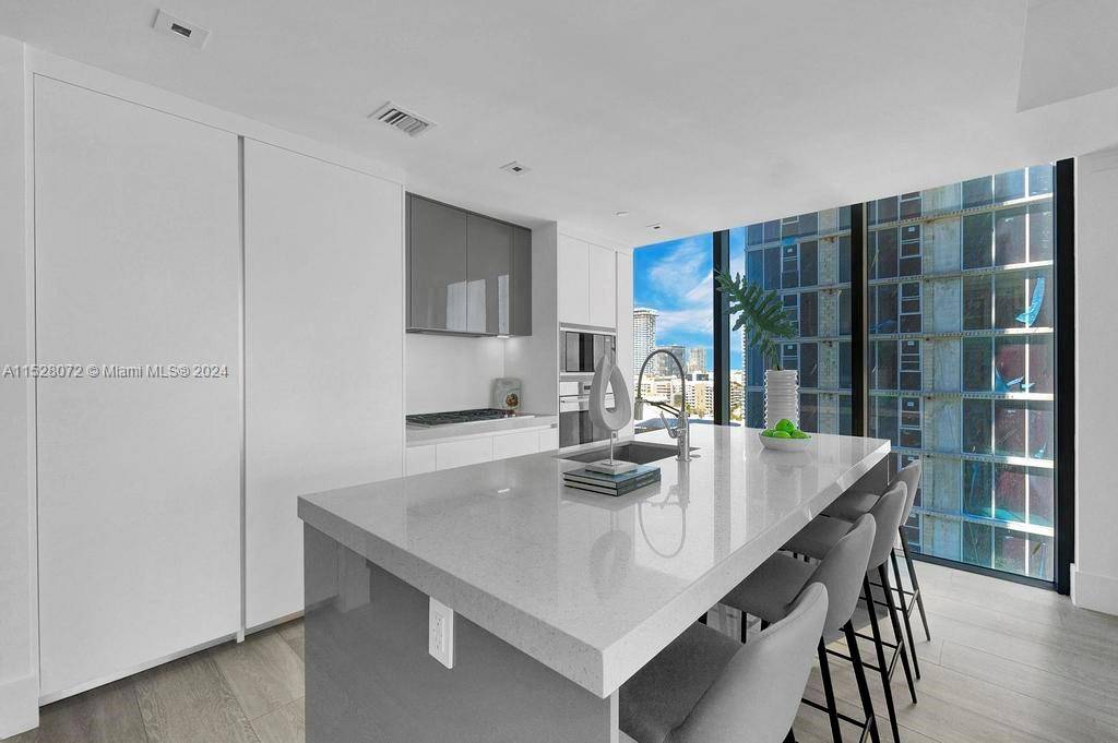 Miami, FL 33137,788 NE 23rd St #1402