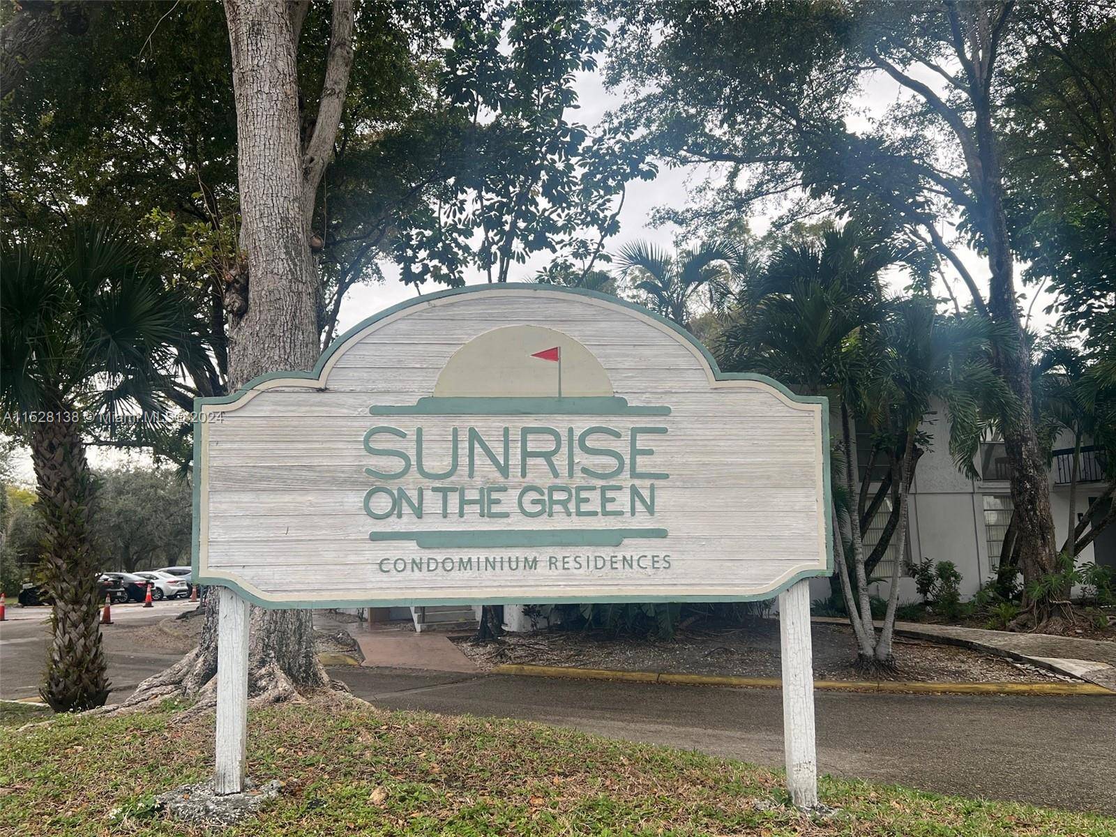 Sunrise, FL 33351,4019 N University Dr #E108