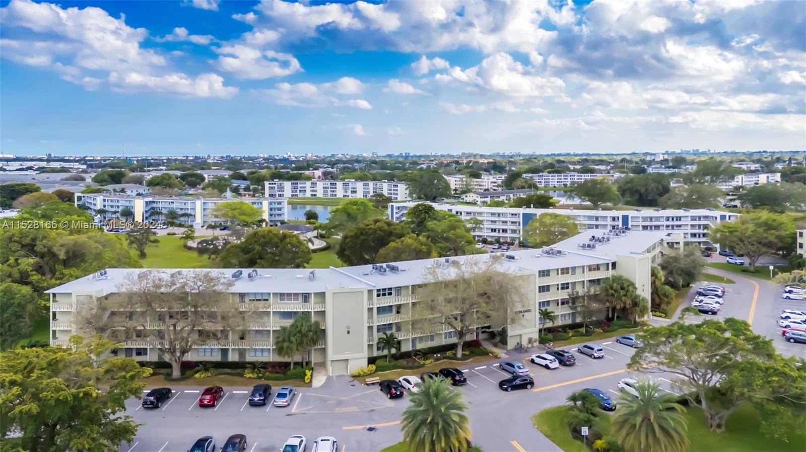 Deerfield Beach, FL 33442,3034 Berkshire B #3034