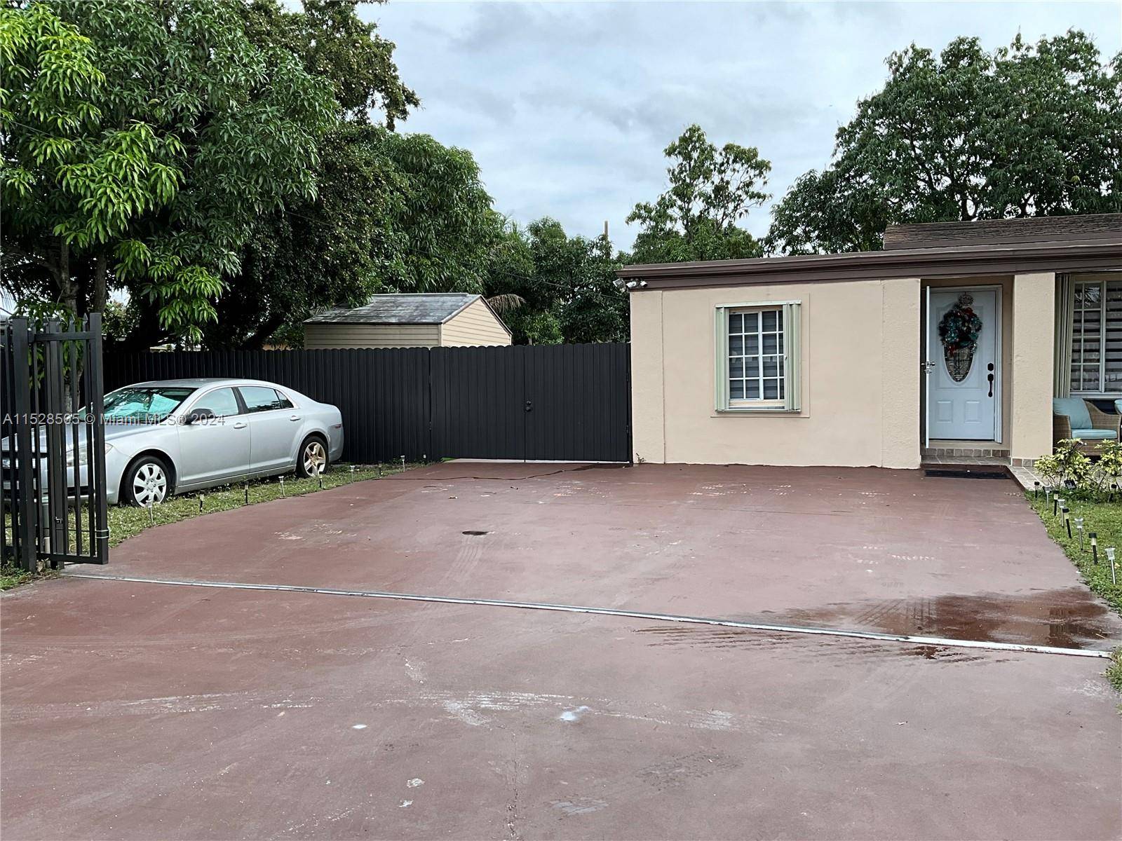 Miami, FL 33168,14401 NW 10th Ave