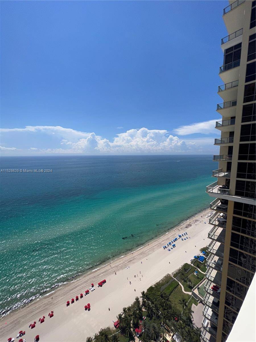 Sunny Isles Beach, FL 33160,17875 Collins Ave #4106