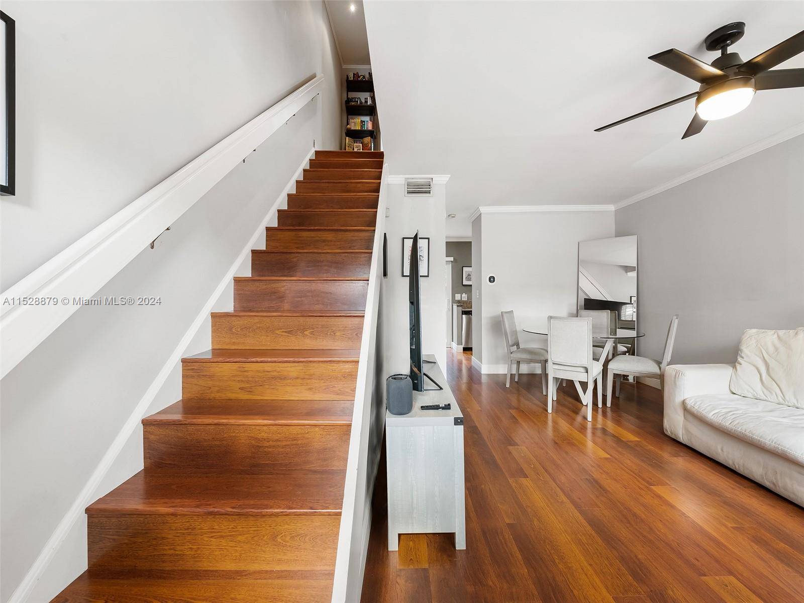 Wilton Manors, FL 33305,133 NE 20th Court #9G