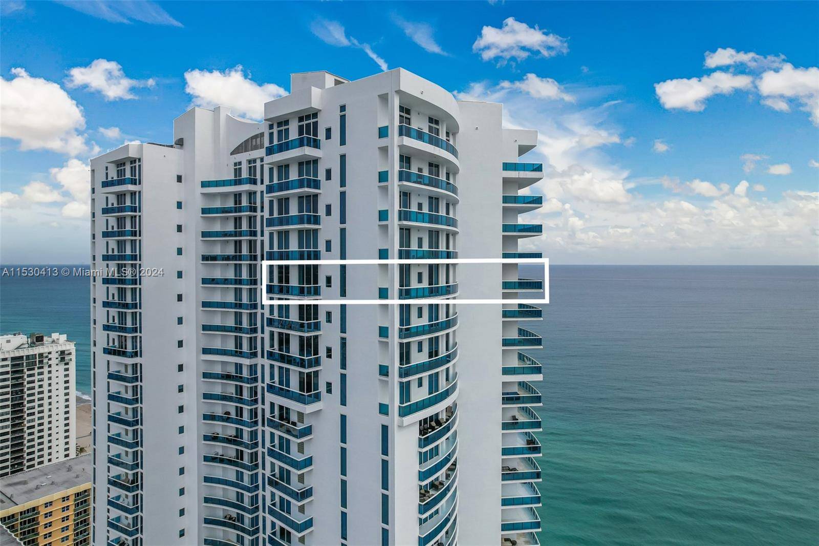 Hollywood, FL 33019,2711 S Ocean Dr #3705