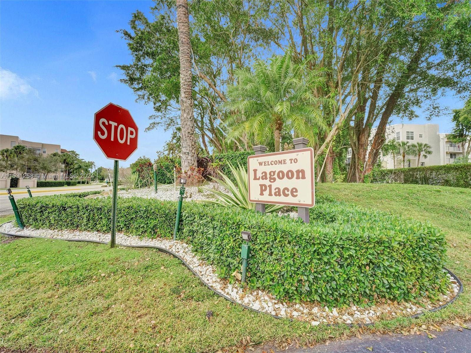 Davie, FL 33324,9325 Lagoon Pl #303