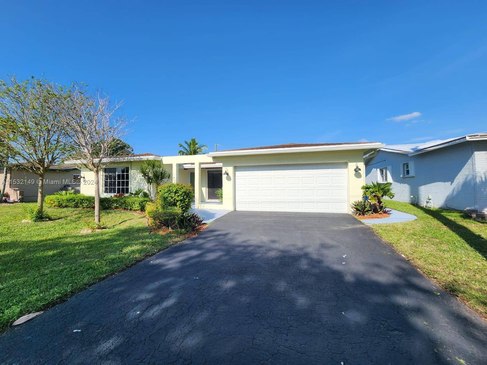 Sunrise, FL 33322,10551 Sunset Strip