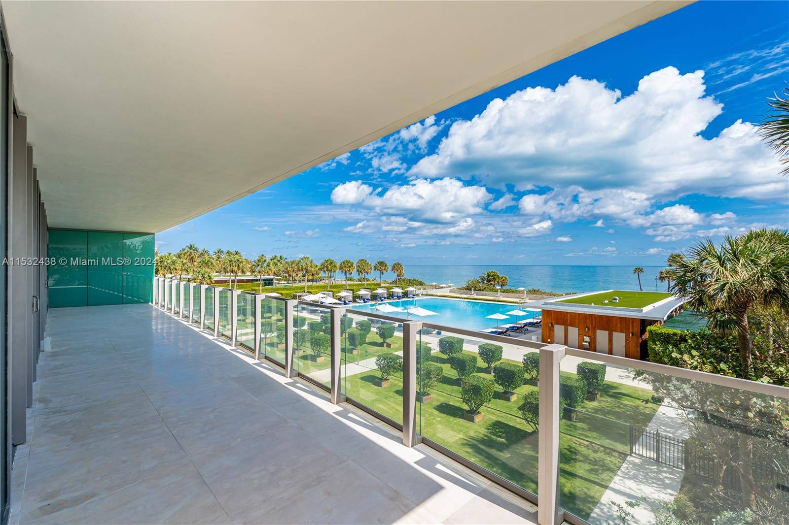 Key Biscayne, FL 33149,360 Ocean Dr #301S