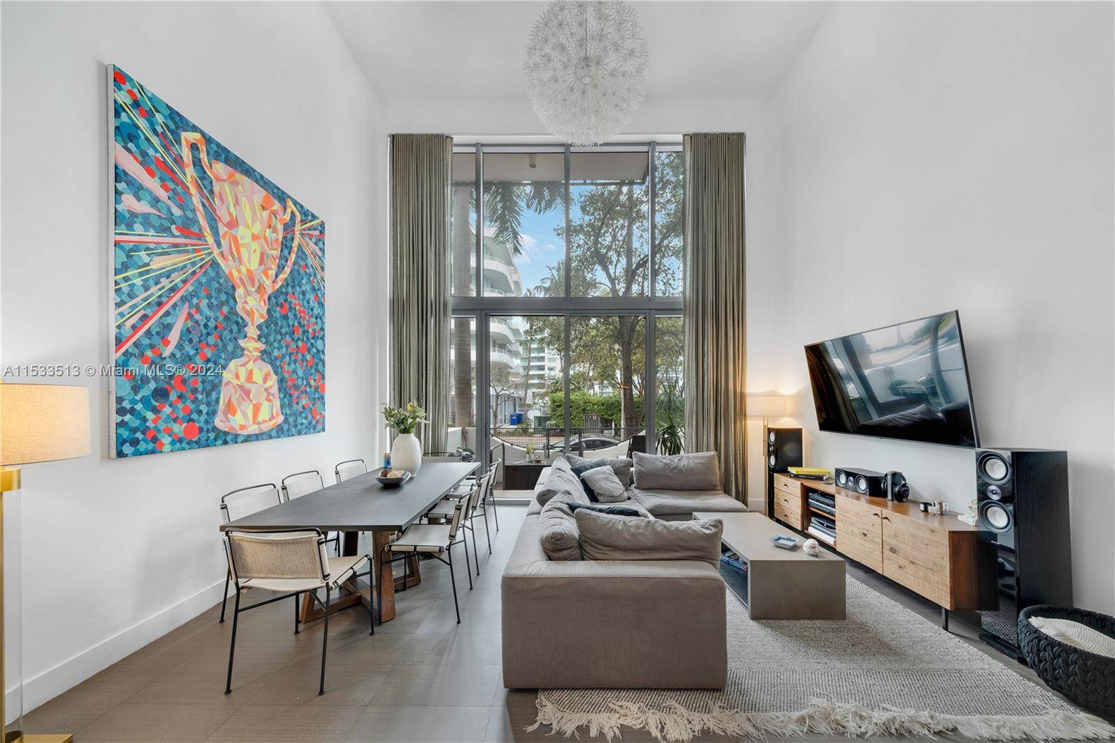Miami Beach, FL 33140,6000 Collins Ave #126