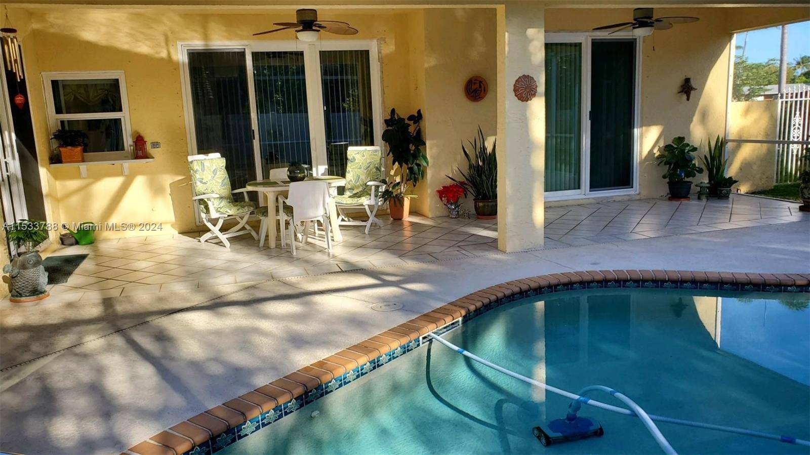 Plantation, FL 33324,640 SW 101st Ave