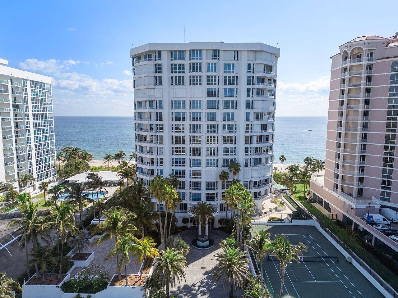 Lauderdale By The Sea, FL 33062,1440 S Ocean Blvd #4B