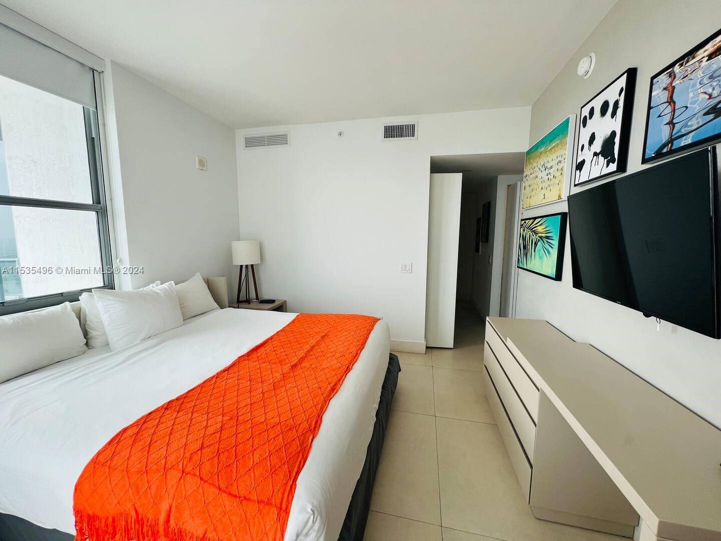 Hollywood, FL 33019,4111 S Ocean Dr #2611